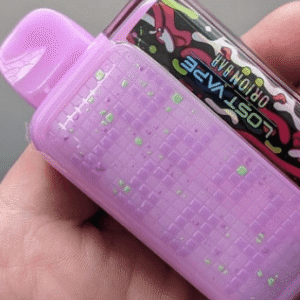 Pod Descartável LOST VAPE 10K oferece até 10.000 puffs, sabor estável e bateria prolongada. Garanta já sua experiência premium com entrega rápida